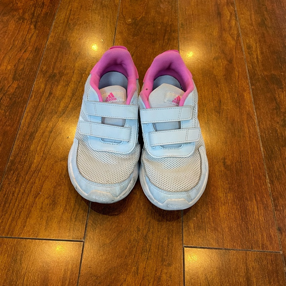 Adidas girls sneakers